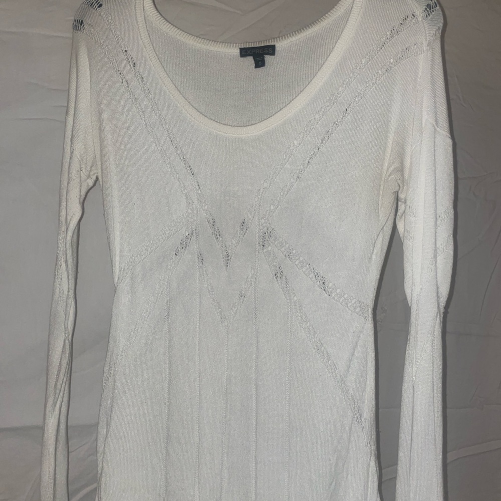 Light weight white express sweater